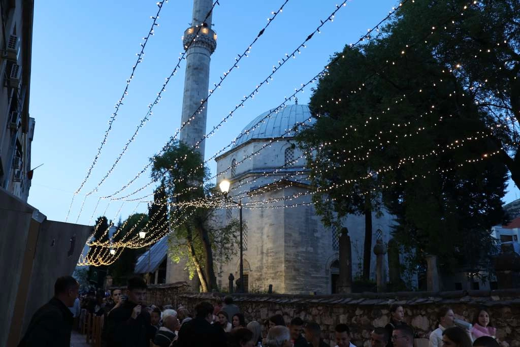 Uhićena osoba koja je prijetila paljenjem džamija u Mostaru